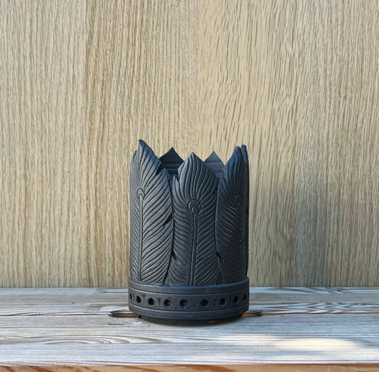 3.5"W x 5.25"H Leafy Noir