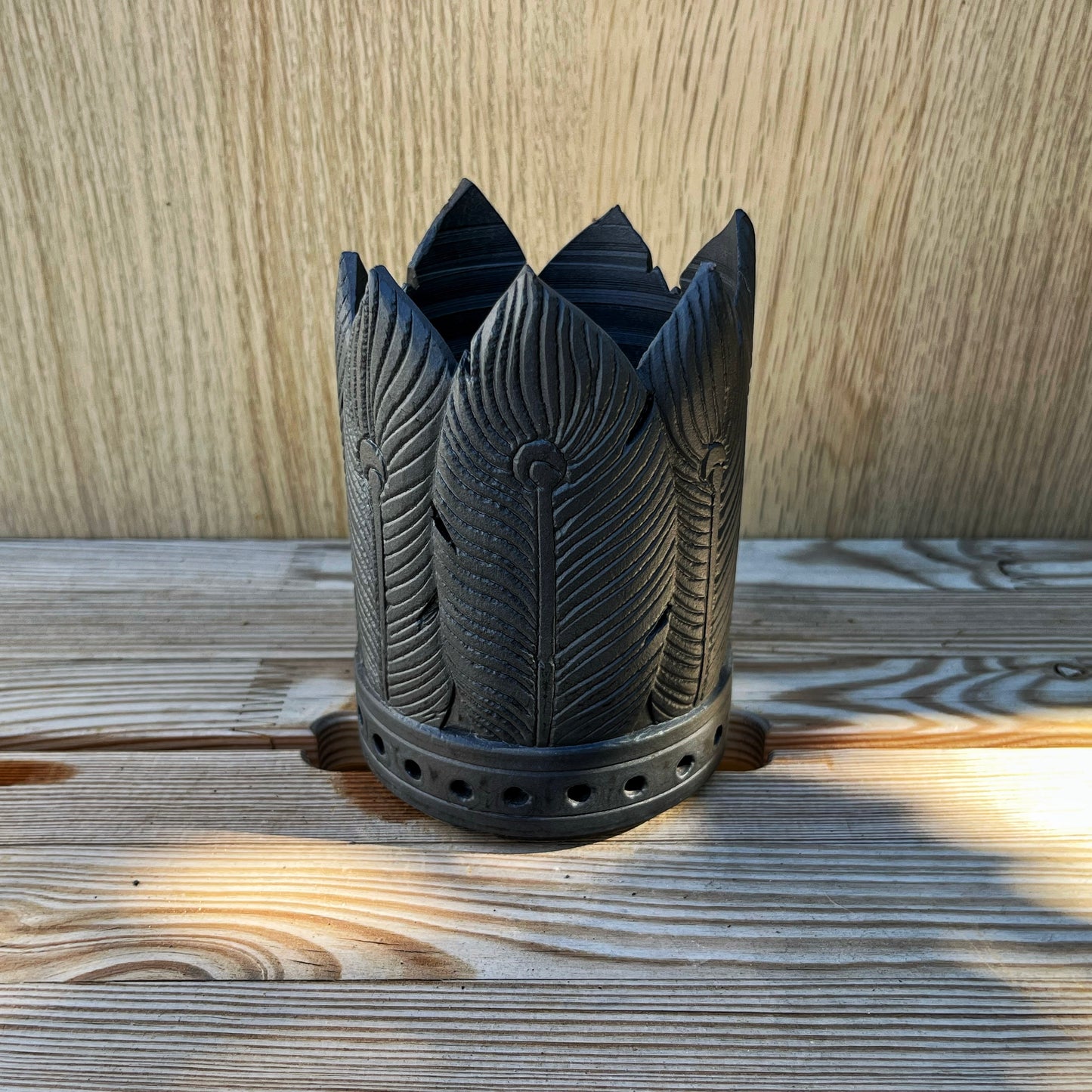 3.5"W x 5.25"H Leafy Noir