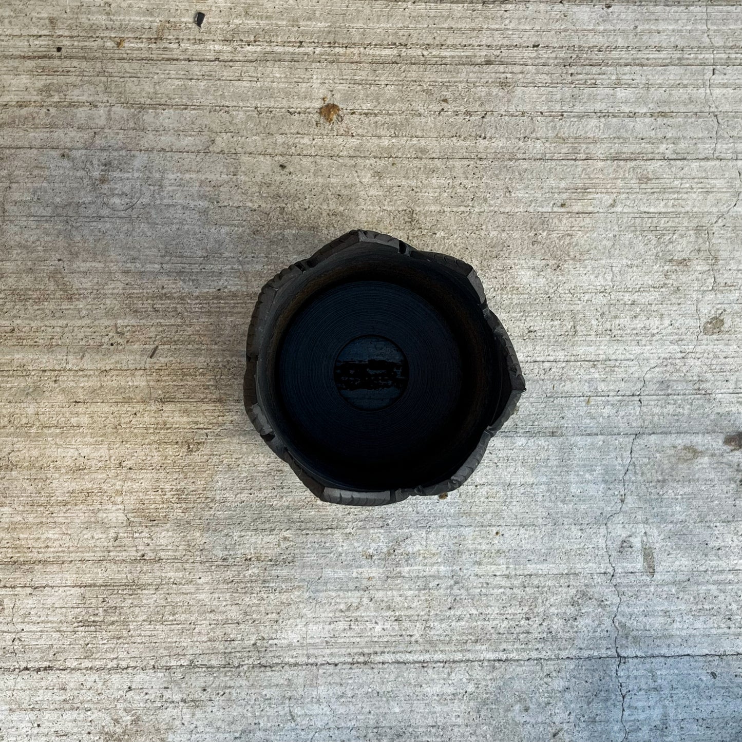 3.5"W x 5.25"H Leafy Noir